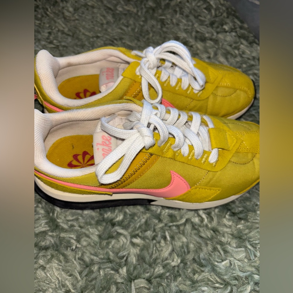 Nike pre day women 6